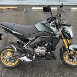 Z125 Been Sitting In My Storage Unit Lookin To Sale Lost Key Will Have To Pick It Up Need Key Replace Soo Need A Truck As Is 