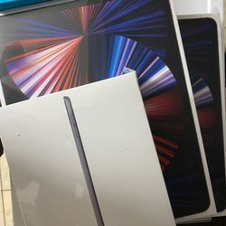 iPad Pro 12.9 256gb 5th Gen Brand New 