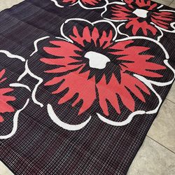 Premium outdoor 8x10 feet area rug - new - D68