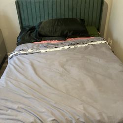 Queen Stylish Bed Green Velvet Headboard