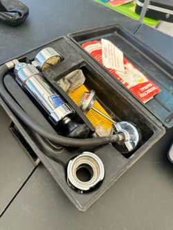 Stant ST-255A Cooling System Pressure Tester Kit w/ Case Vintage USA Radiator Cap Tester