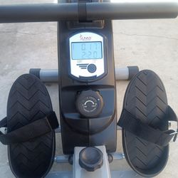 Sunny Rowing Machine 