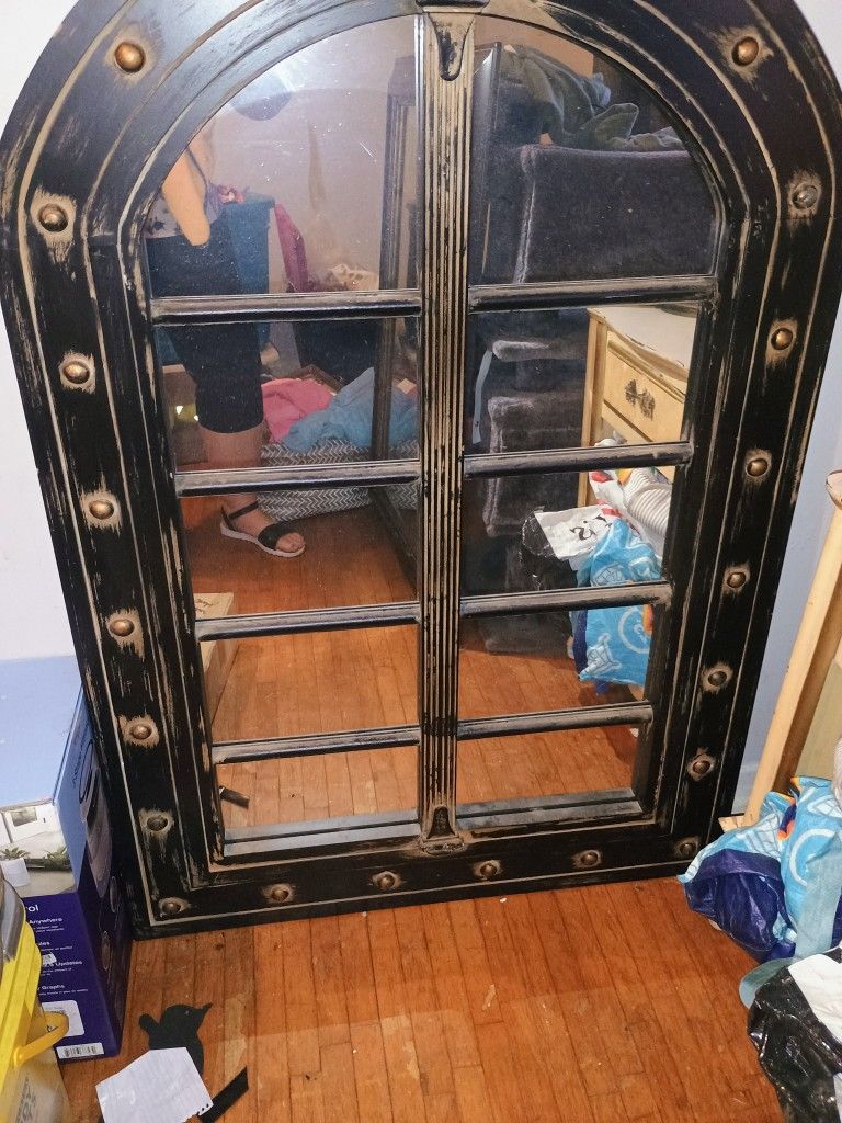 Super Cool Mirror