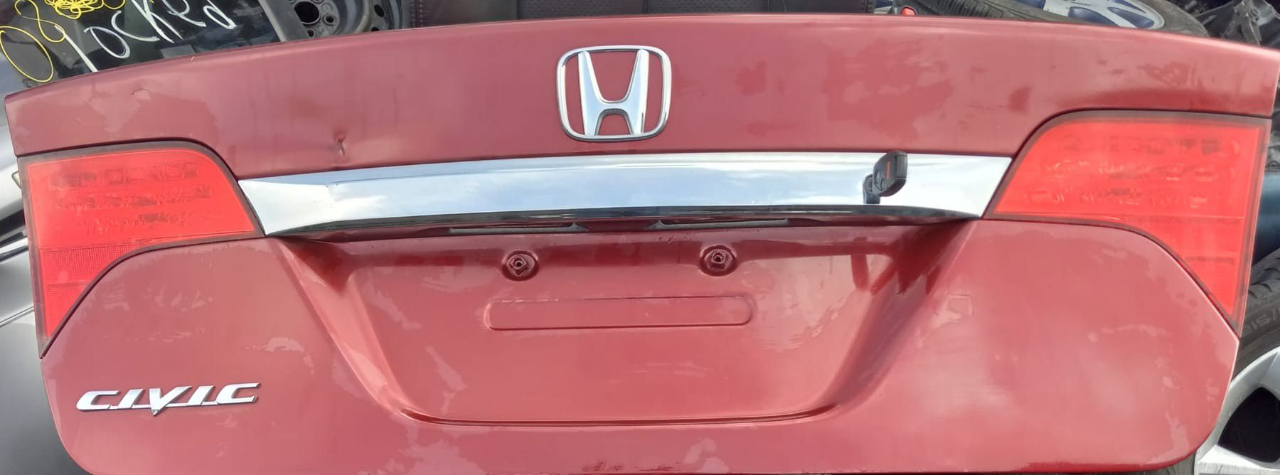I Have A Trunk Lid For A 2007 Honda Civic In Very Good Condition 