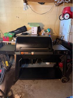 Traeger Woodridge Pro