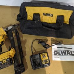 DeWalt Nail Gun 21°