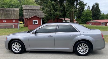 2014 Chrysler 300 grand touring
