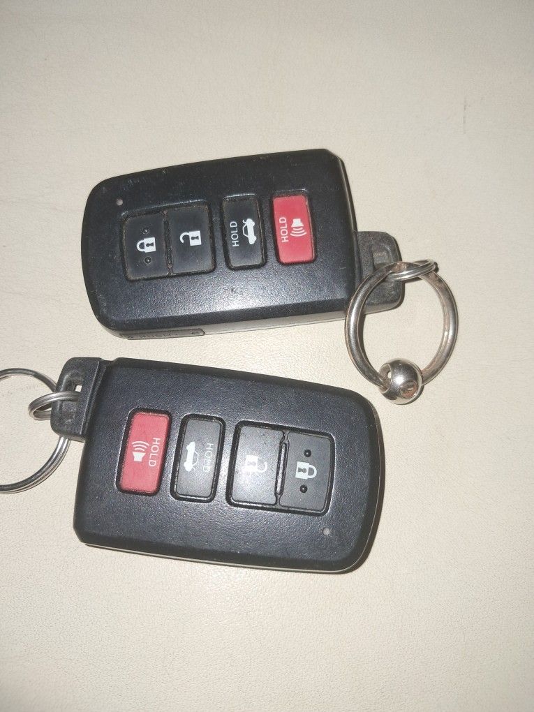 Toyota Fob KEYS W CODE TAG