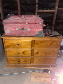 Solid Wood 6-Drawer Dresser