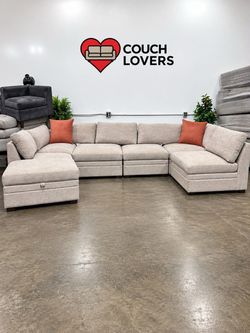 ‼️Liquidation Sale‼️6 Piece Thomasville Sectional (Free Delivery )
