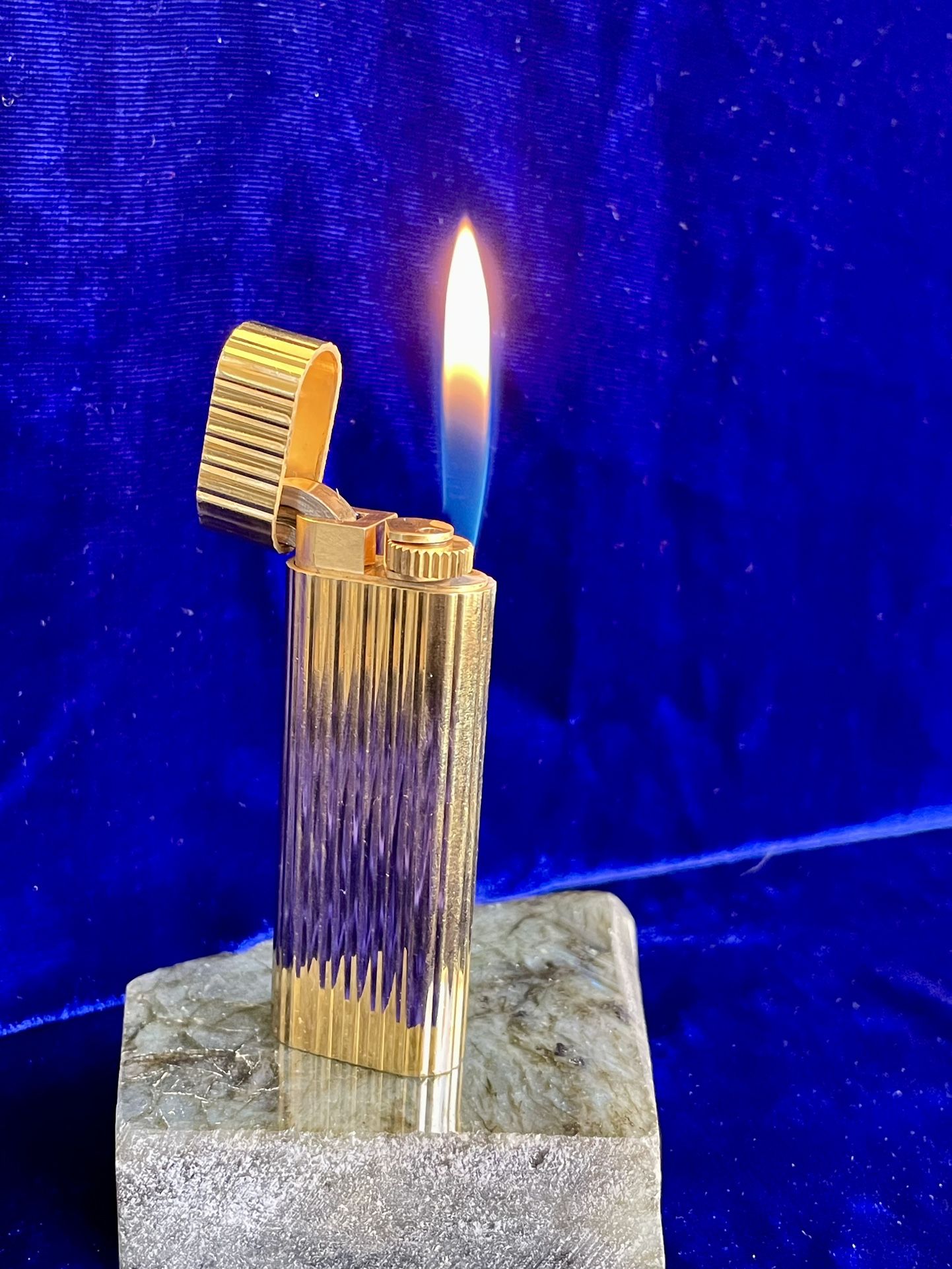 Cartier Lighter Gold Oval Full Working Mint Condition 1 Year Warranty