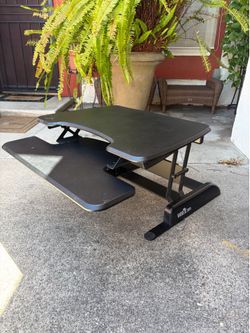 https://offerup.com/redirect/?o=VmFyaWRlc2suY29t
