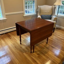 Refinished Cherry Antique Gate-leg Table 