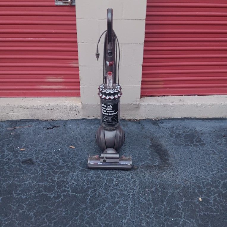 Vacuum Cleaner