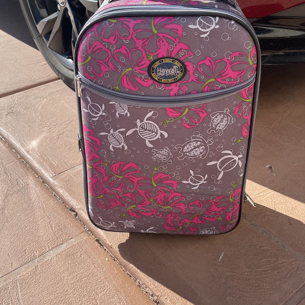 Hawaii Spirit Luggage for Sale in Arizona City, AZ - OfferUp