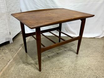 Vintage Mid-Century Modern Walnut End Table