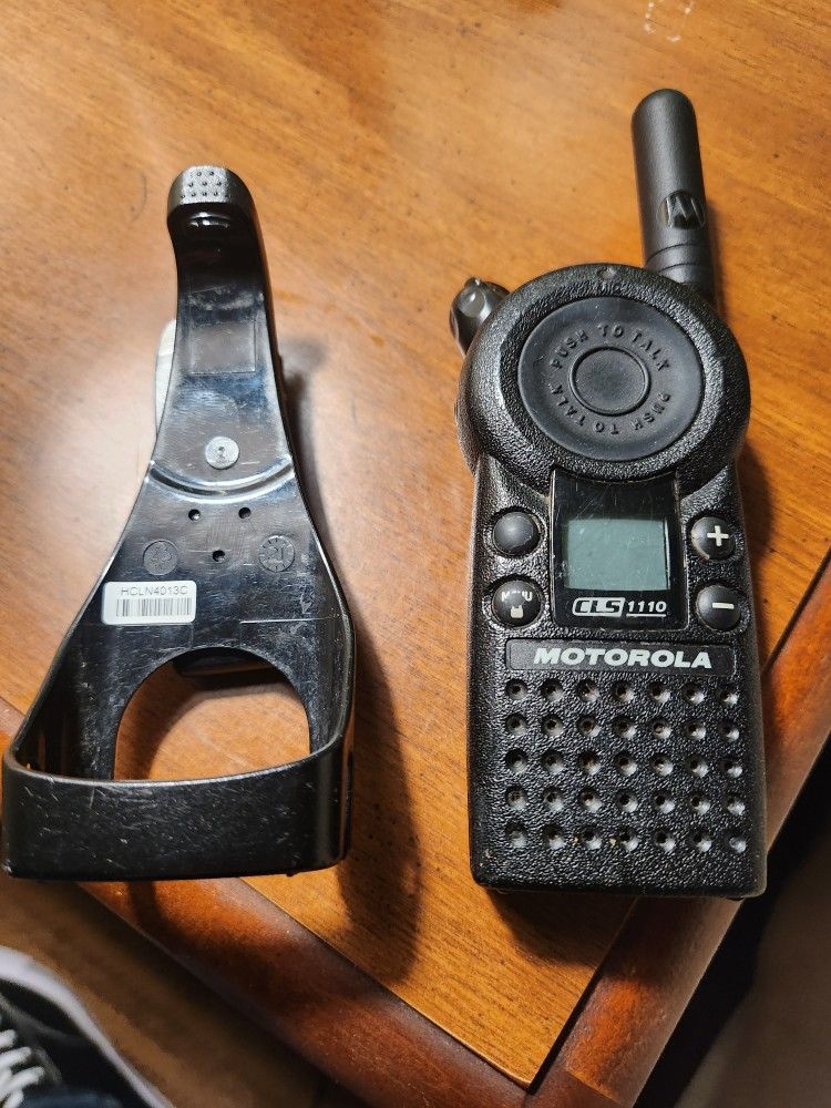 Motorola Cls1110 Two Way Radio