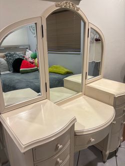 Pottery Barn Vintage Vanity and Desk!
