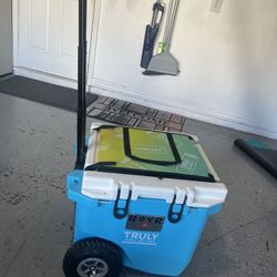 NEW RovR ROLLR45 Cooler