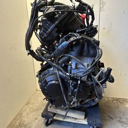13-25 Kawasaki Zx10r Engine Motor