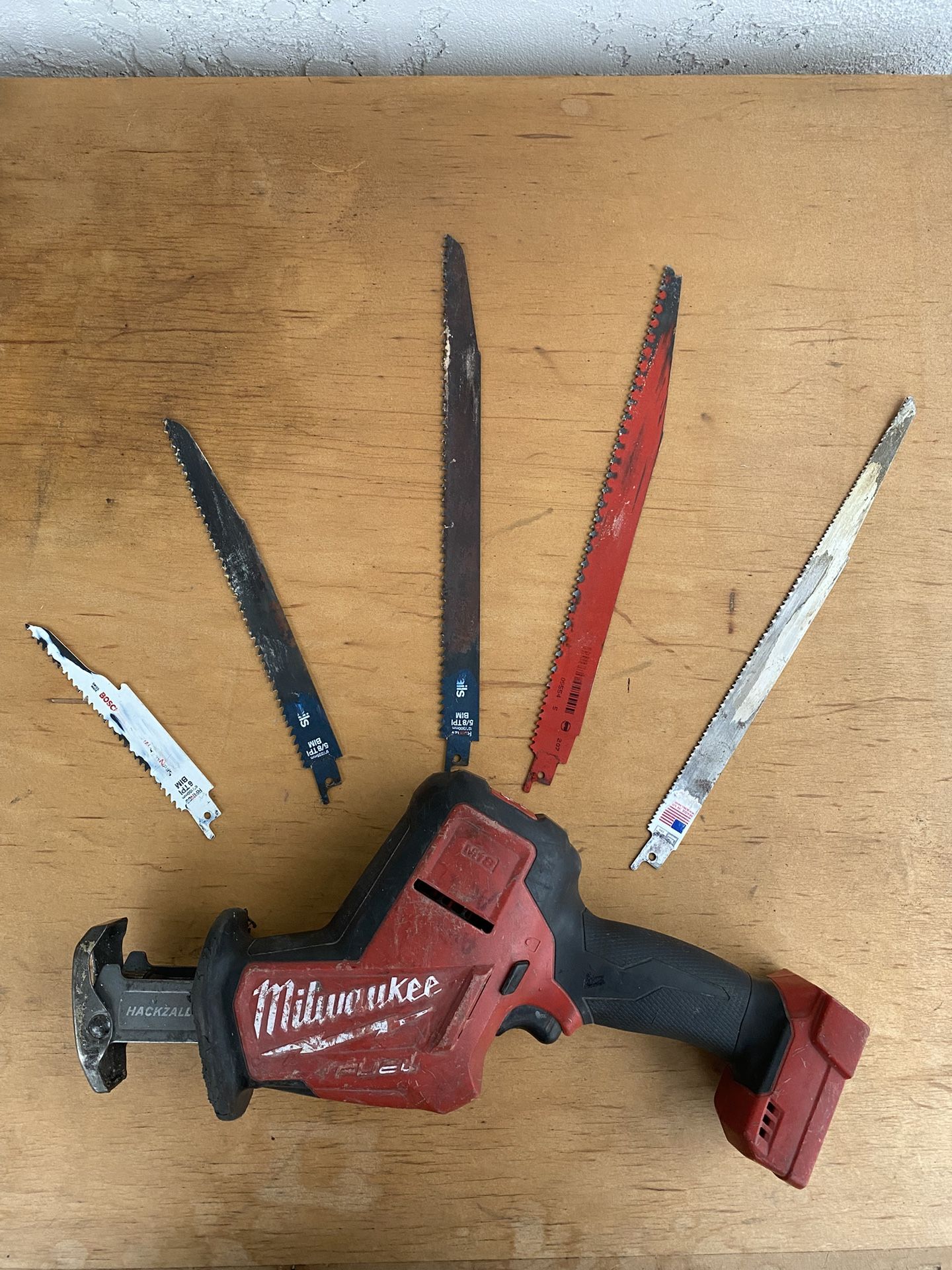 FIRM: Milwaukee HACKZALL M18 FUEL 18V Lithium-Ion Brushless Cordless HACKZALL Reciprocating Saw w/ BLADES
