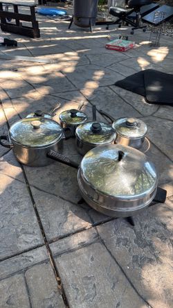 Lots of pots