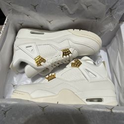 Jordan 4 Metallic Gold Size 8.5