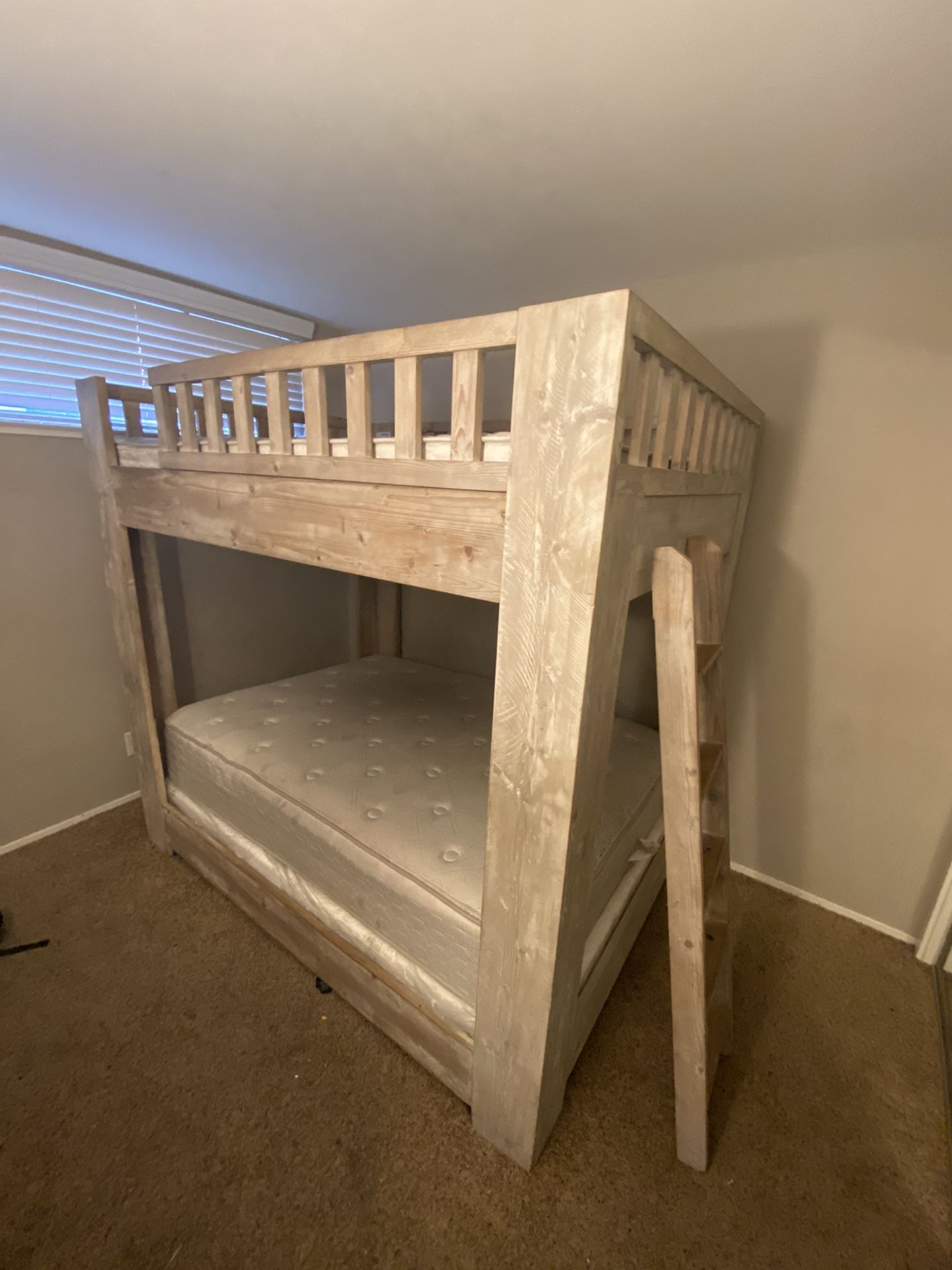 Real wood Full size bunk beds