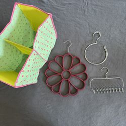 Closet organizers / Accessory hanger hooks