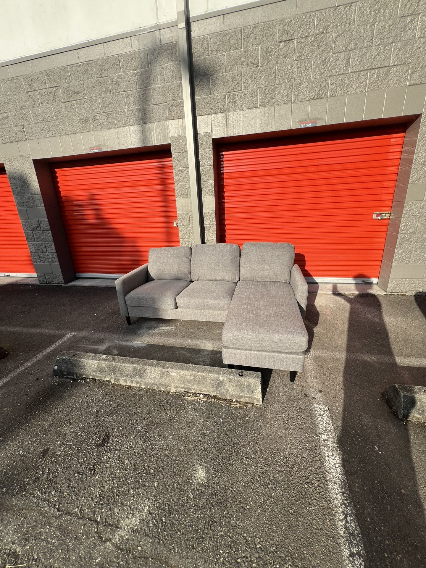 Sectional Couch-FREE DELIVERY