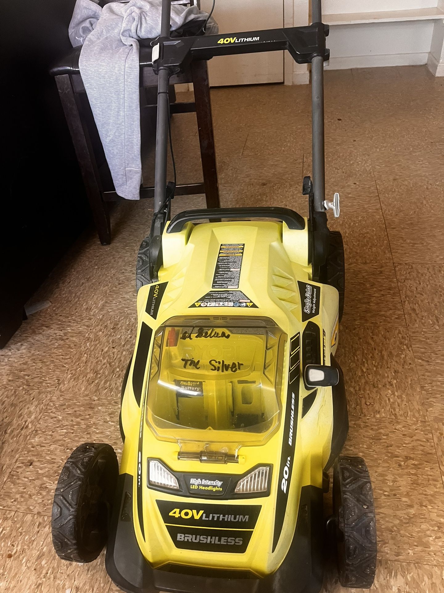 40 V Lithium Brushless Lawnmower