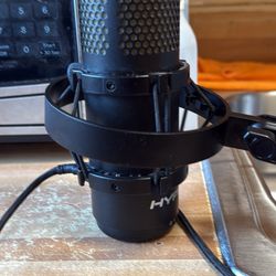 Hyperx QuadcastS Microphone 