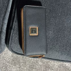 Stone Mountain Wallet