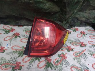2016-18 Honda Pilot Right Tail Light