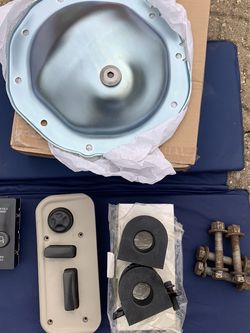 ESCALADE PARTS MAKE OFFER