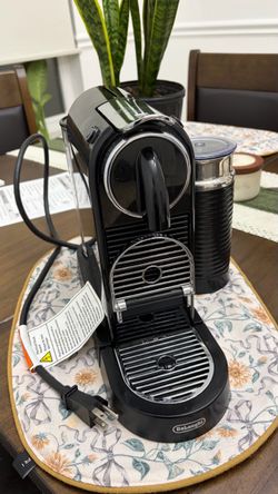 Nespresso DeLonghi - good condition
