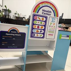 $40 Montessori Toy Pretend Play Pharmacy . Comes with some accessories. Pick up Bird Road and 164th ct. Please see all photos.  https://www.facebook.c