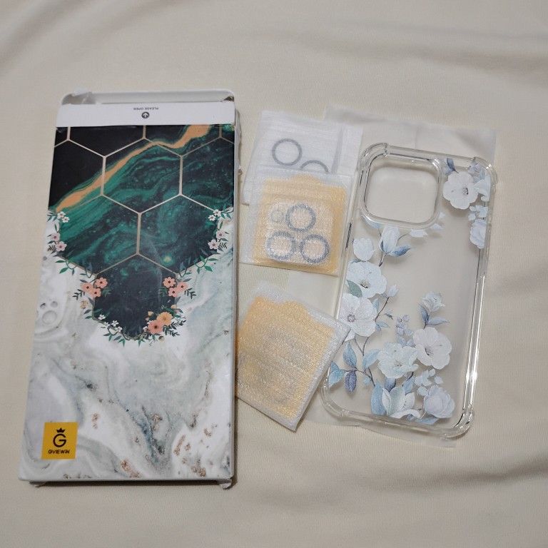 iPhone 13 6.1 Phone Case