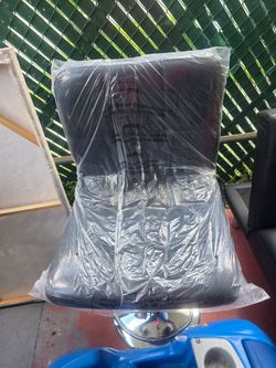 2 Counter  chair black
