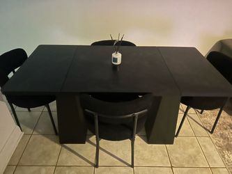 Modern dinning table