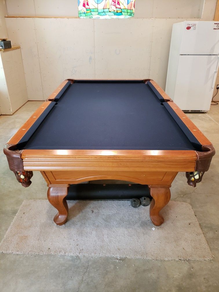 *pending sale* Standard Regulation Size Slate Pool Table for Sale in