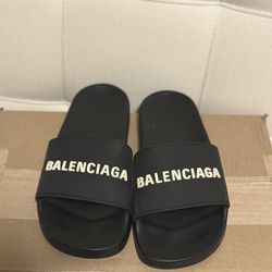 Men's Balenciaga Pool Slides Size US 8