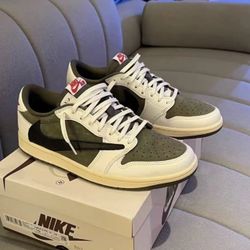 Travis Scott Reverse Olives