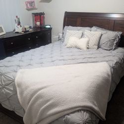 Bedroom Set Queen