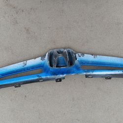 Honda 03 - 05 Grill