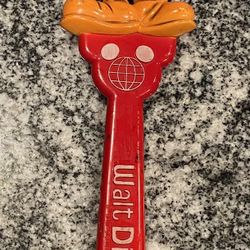 VINTAGE 1970's MICKEY MOUSE BACK SCRATCHER - SOUVENIR FROM DISNEY WORLD. MADE IN HONG KONG.  THIS ONE MEASURES 16 " SO SHOULD REACH MOST SPOTS ! SOME 