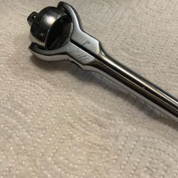 Snap On 1/2 Inch Ratchet #F748