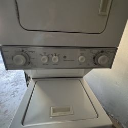 Stackable Washer & Dryer 