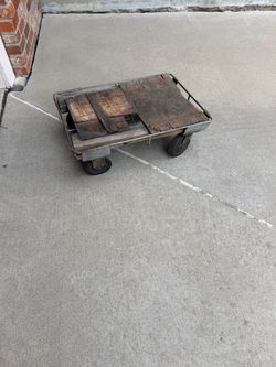Heavy duty cart, used in apple orchard