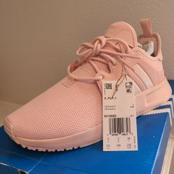 Youth Pink Adidas 5.5
